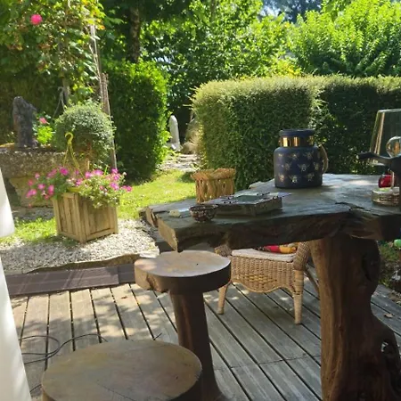 Domaine Du Lagon Bleu Homestay szállás *